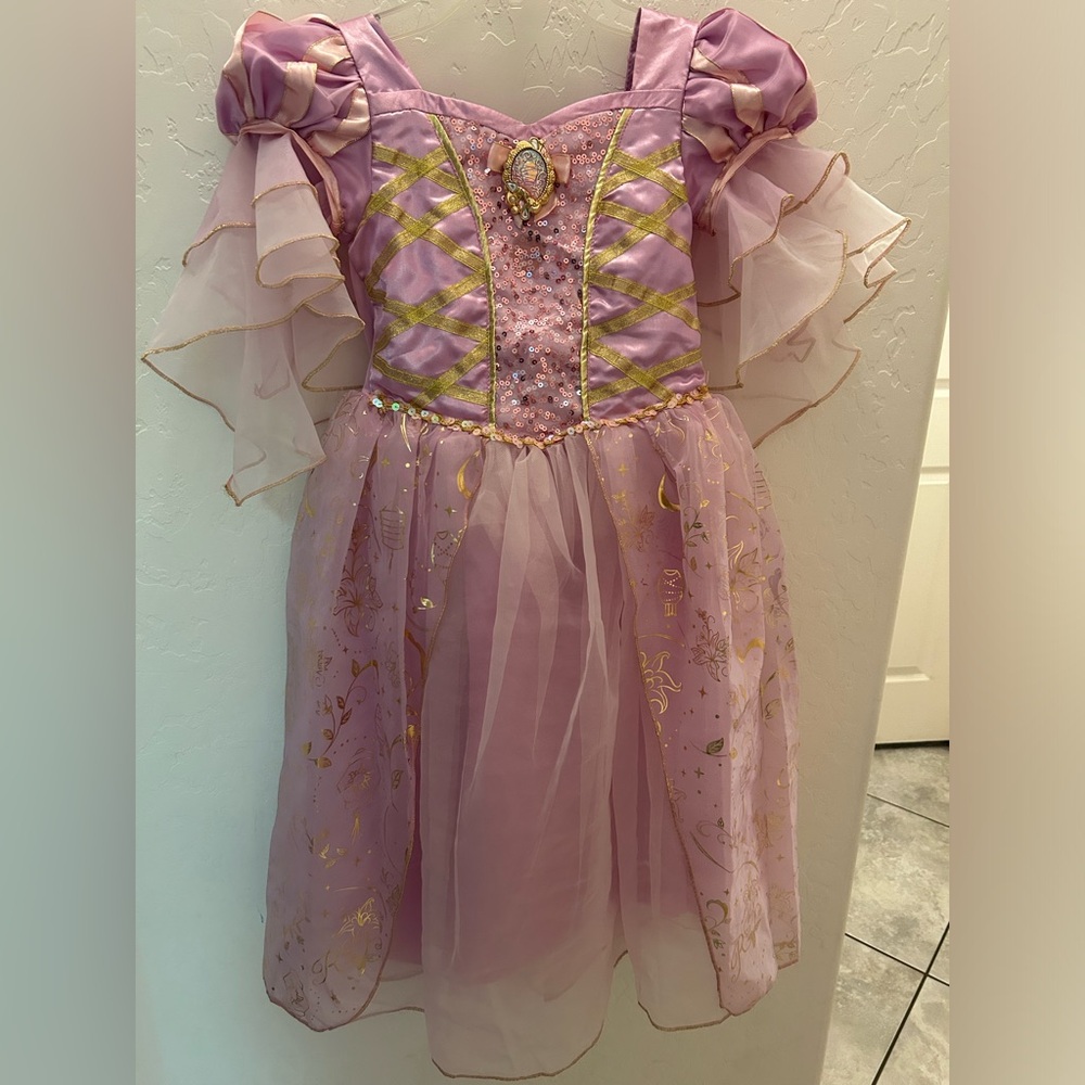 Rapunzel Disney costume dress size 5/6